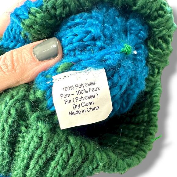 Hat Attack NWT Happy Stripes Blue Green Real Fur Pom Knit Beanie Hat One Size - Picture 6 of 8